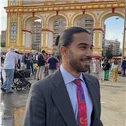 Buenas, soy francés y estoy terminando el máster del profesorado para enseñar el español en Francia. También, puedo dar clases de francés